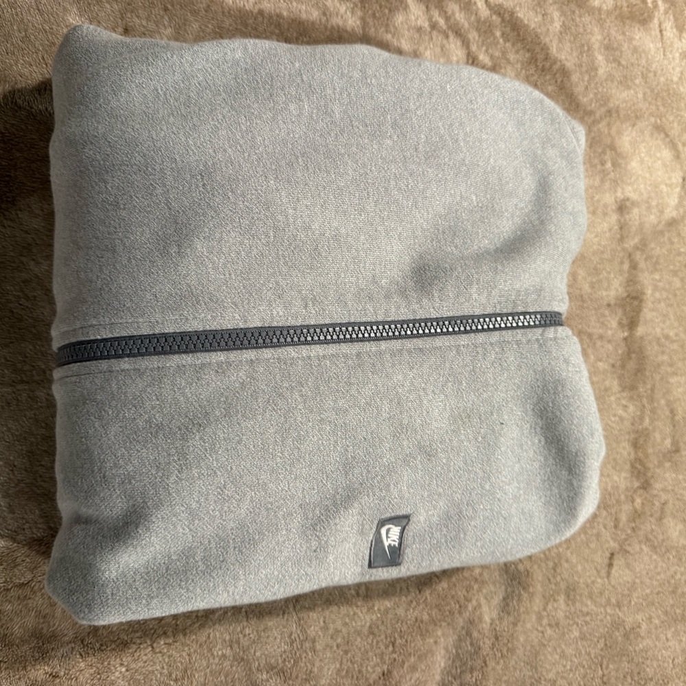 Nike Gray Zip-Up Men's Sweater